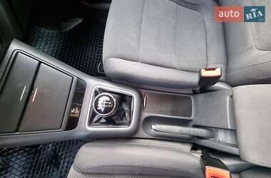 Хетчбек Volkswagen Golf Plus 2005 в 