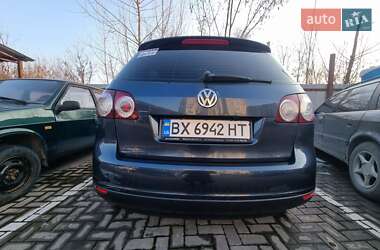 Хетчбек Volkswagen Golf Plus 2005 в 