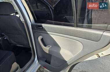 Хэтчбек Volkswagen Golf Plus 2010 в 
