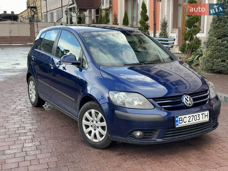 Хетчбек Volkswagen Golf Plus 2005 в Стрию