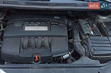 Хетчбек Volkswagen Golf Plus 2007 в 
