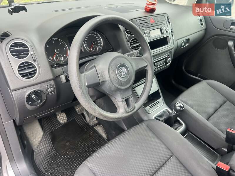 Хэтчбек Volkswagen Golf Plus 2011 в Киеве