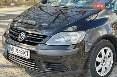 Хэтчбек Volkswagen Golf Plus 2005 в 
