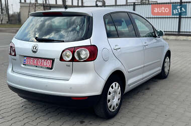 Хэтчбек Volkswagen Golf Plus 2005 в 