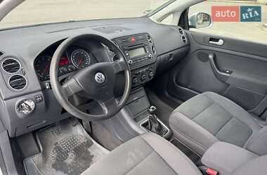 Хэтчбек Volkswagen Golf Plus 2005 в 
