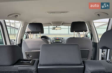 Хэтчбек Volkswagen Golf Plus 2005 в 