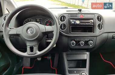 Хэтчбек Volkswagen Golf Plus 2009 в 