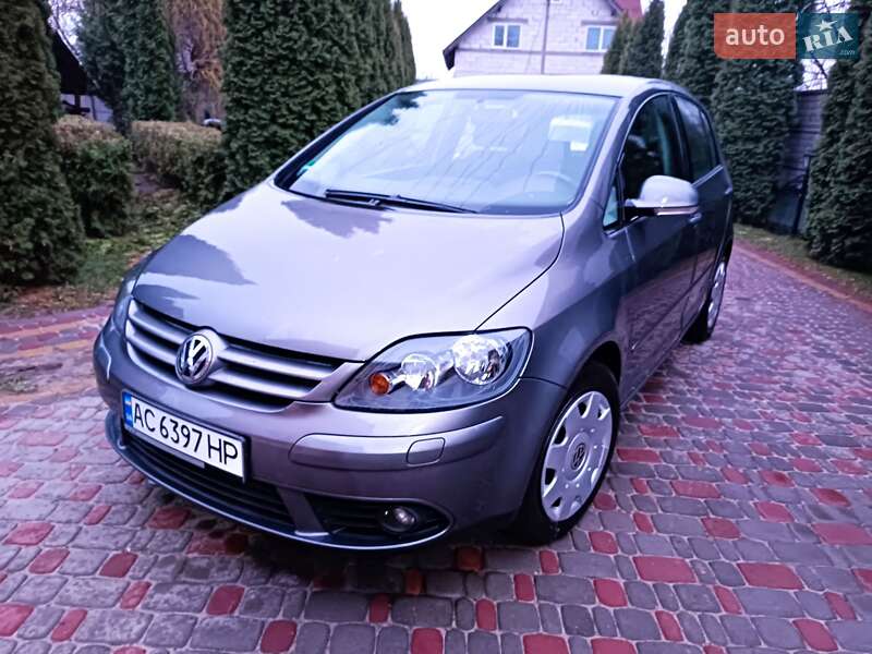 Хетчбек Volkswagen Golf Plus 2006 в Камені-Каширському