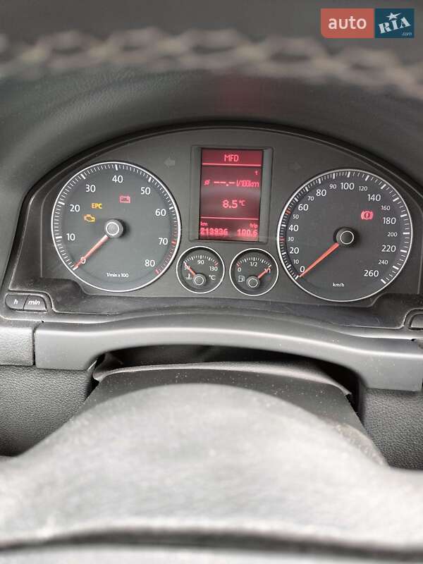 Хэтчбек Volkswagen Golf Plus 2008 в Фастове