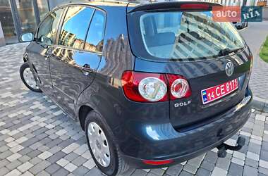 Хетчбек Volkswagen Golf Plus 2005 в 