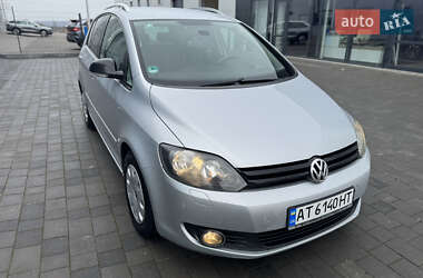 Хэтчбек Volkswagen Golf Plus 2012 в 