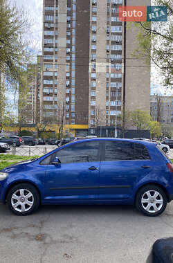 Хэтчбек Volkswagen Golf Plus 2005 в 