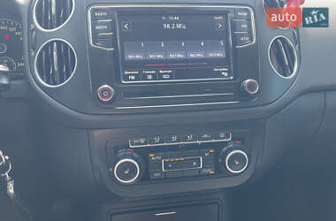 Хэтчбек Volkswagen Golf Plus 2010 в 