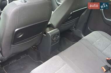Хэтчбек Volkswagen Golf Plus 2009 в 