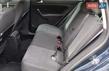 Хэтчбек Volkswagen Golf Plus 2009 в 