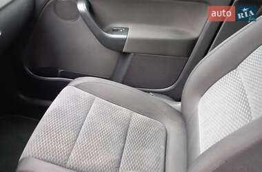 Хэтчбек Volkswagen Golf Plus 2009 в 