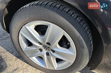 Хэтчбек Volkswagen Golf Plus 2009 в 