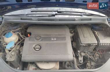 Хэтчбек Volkswagen Golf Plus 2005 в 