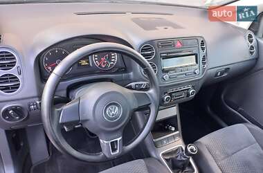 Хетчбек Volkswagen Golf Plus 2009 в 