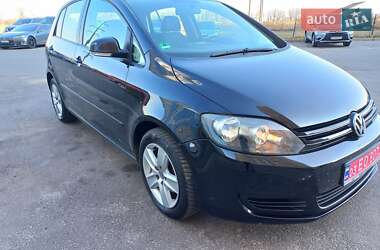 Хетчбек Volkswagen Golf Plus 2009 в 