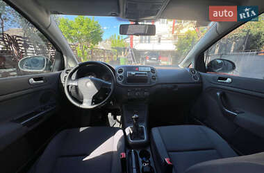 Хэтчбек Volkswagen Golf Plus 2005 в 