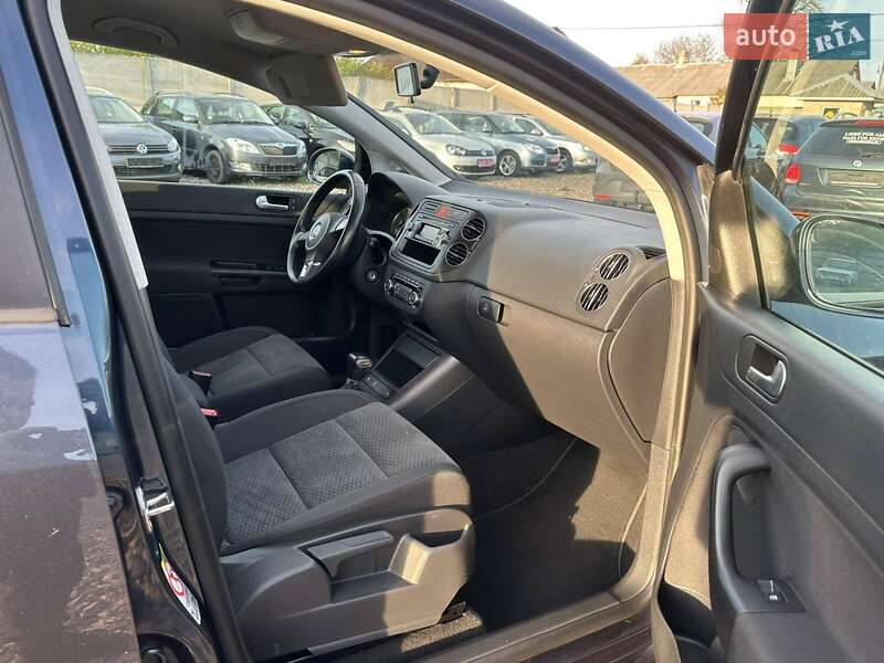 Хэтчбек Volkswagen Golf Plus 2009 в Днепре