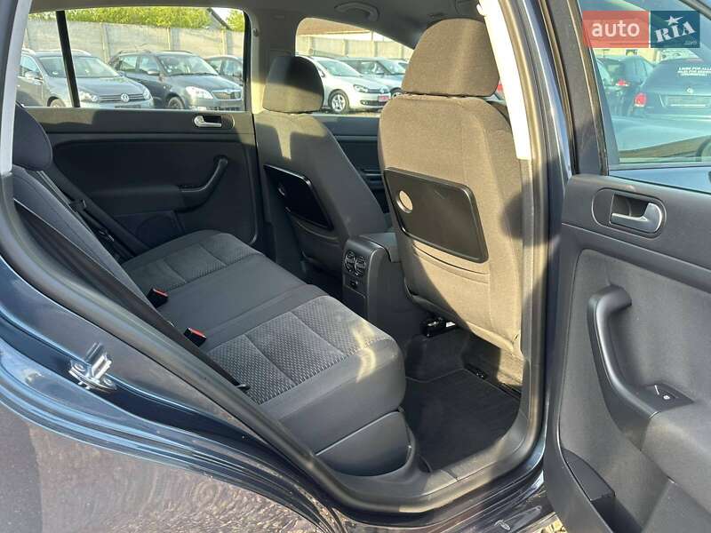 Хэтчбек Volkswagen Golf Plus 2009 в Днепре
