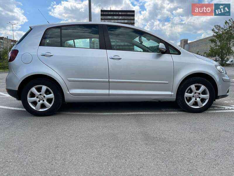 Хэтчбек Volkswagen Golf Plus 2005 в Ивано-Франковске
