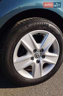 Хетчбек Volkswagen Golf Plus 2009 в 