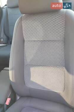 Хетчбек Volkswagen Golf Plus 2009 в 