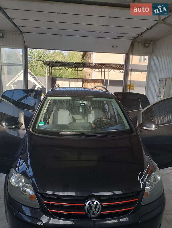 Хетчбек Volkswagen Golf Plus 2008 в Оржиці