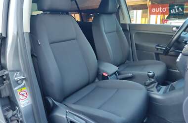 Хетчбек Volkswagen Golf Plus 2009 в 