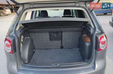 Хетчбек Volkswagen Golf Plus 2009 в 