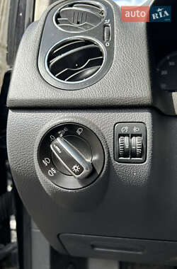 Хэтчбек Volkswagen Golf Plus 2005 в 
