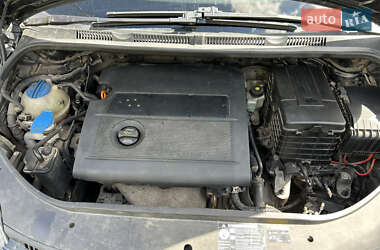 Хэтчбек Volkswagen Golf Plus 2005 в 
