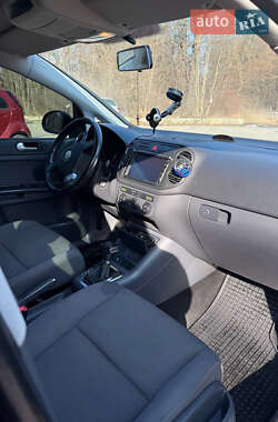 Хетчбек Volkswagen Golf Plus 2008 в 