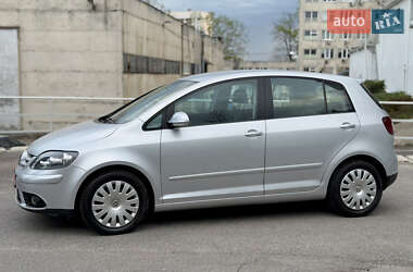 Хетчбек Volkswagen Golf Plus 2007 в 