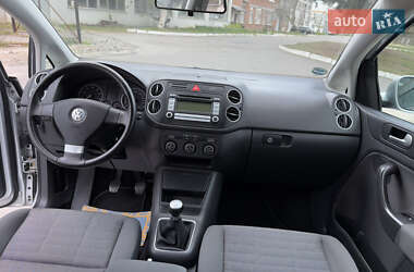 Хетчбек Volkswagen Golf Plus 2007 в 