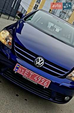 Хэтчбек Volkswagen Golf Plus 2008 в 