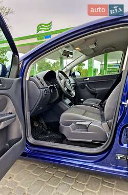 Хэтчбек Volkswagen Golf Plus 2008 в 