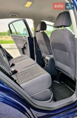 Хэтчбек Volkswagen Golf Plus 2008 в 