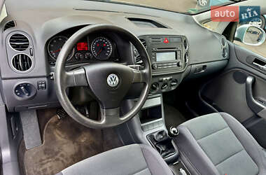 Хэтчбек Volkswagen Golf Plus 2006 в 