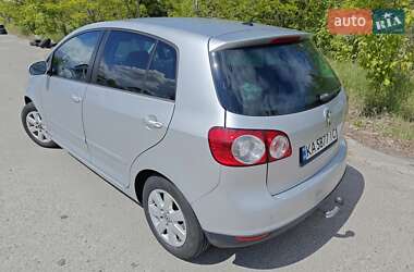 Хетчбек Volkswagen Golf Plus 2007 в 