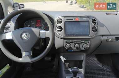 Хетчбек Volkswagen Golf Plus 2007 в 
