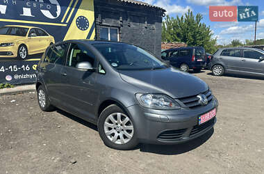 Хэтчбек Volkswagen Golf Plus 2005 в 
