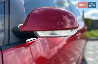 Хетчбек Volkswagen Golf Plus 2012 в 