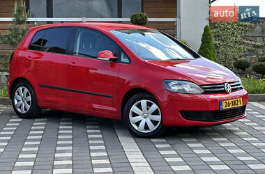 Хетчбек Volkswagen Golf Plus 2012 в 