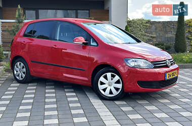 Хетчбек Volkswagen Golf Plus 2012 в 
