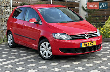 Хетчбек Volkswagen Golf Plus 2012 в 