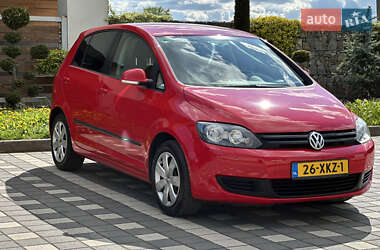Хетчбек Volkswagen Golf Plus 2012 в 
